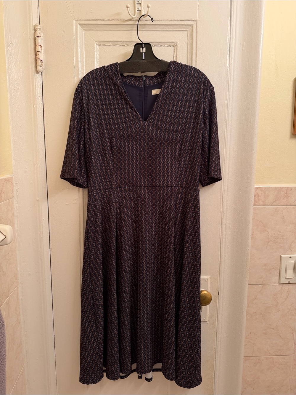 Brooks Brothers Navy Patterned V-Neck Midi Dress